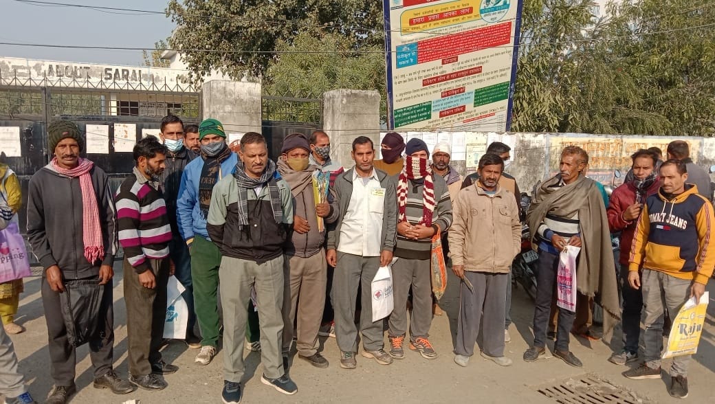 Workers getting worried for renewal of labor card