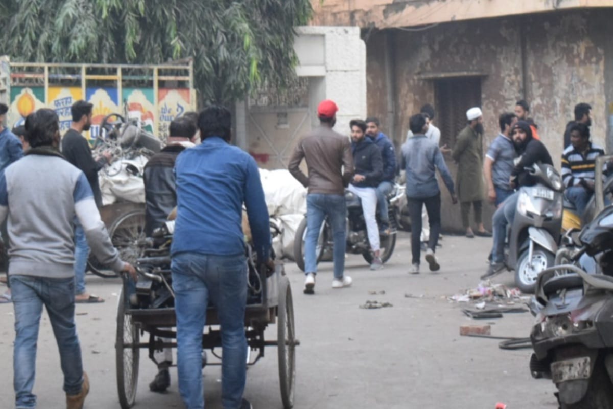 Meerut: Scammers of Meerut, who are cutting vehicles in other states, become a challenge for police