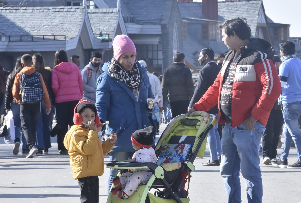omicron alert christmas and new year celebration tourist rush in shimla manali himachal pradesh