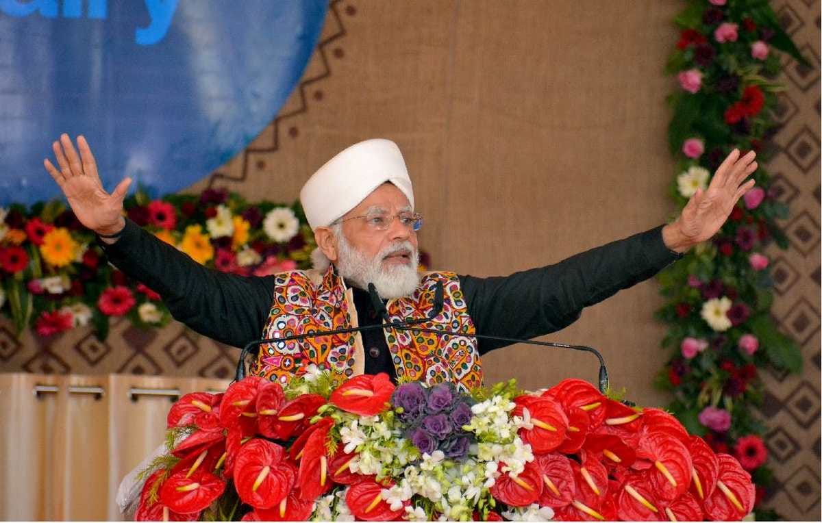 PM Modi attack on opposition: Sabka Saath in our syllabus Mafiaism-Parivarvaad in his dictionary 