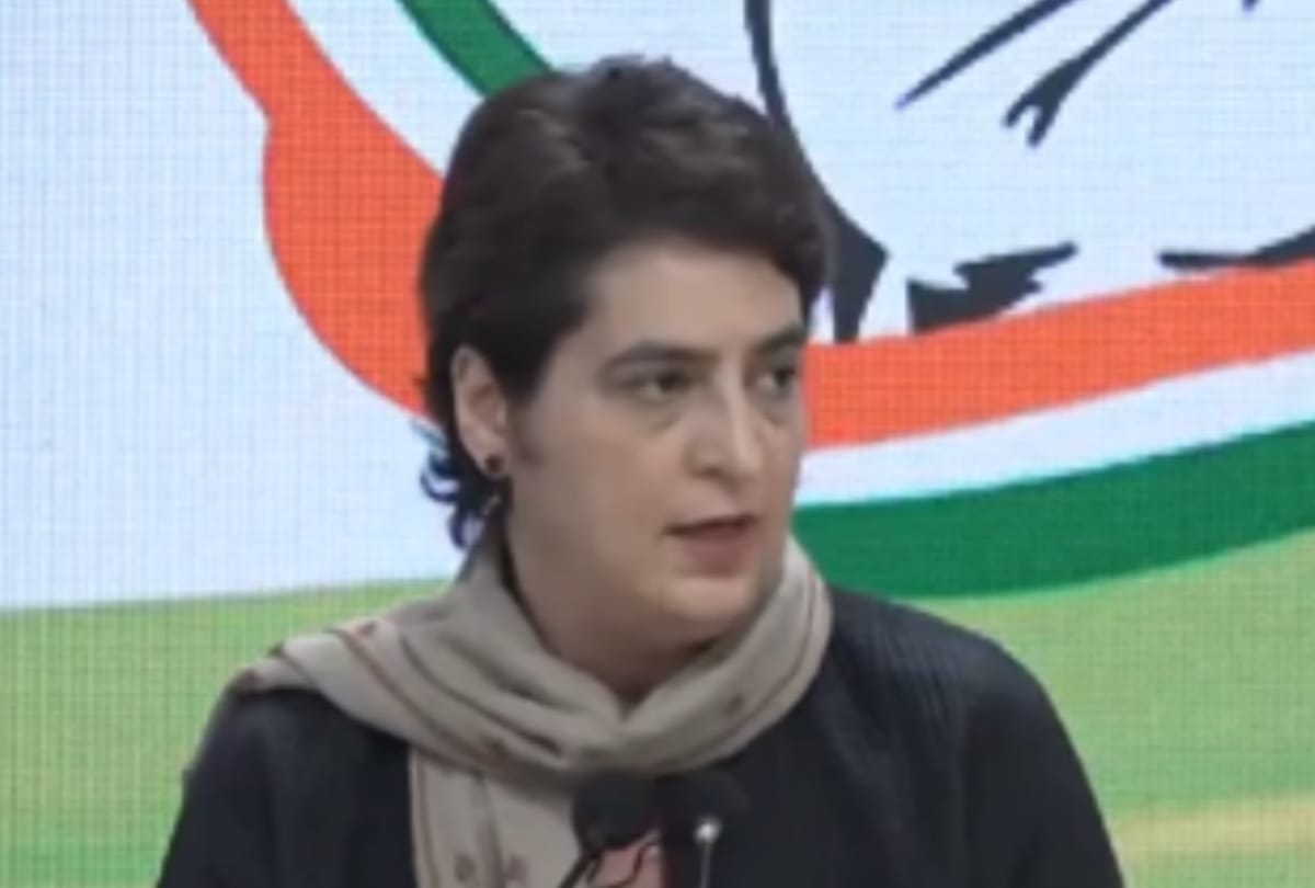 Congress writes to the Election Commission demanding a ban on government spending rallies of BJP leaders