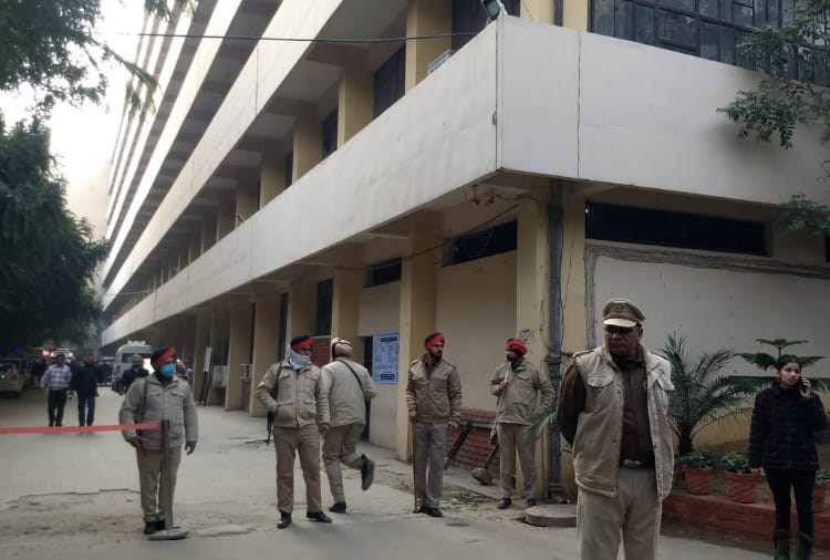 Ludhiana Court Blast Photos: Explosion Today in Ludhiana District Court Of Punjab