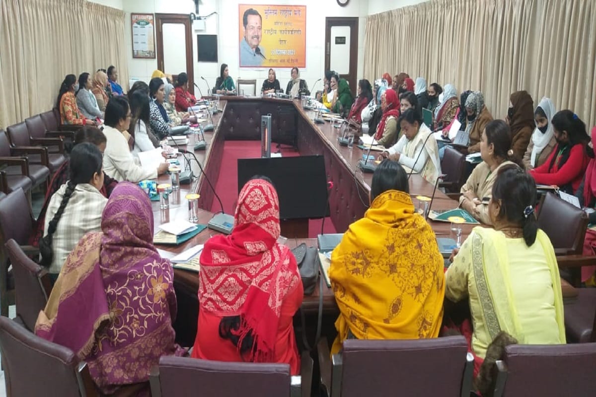Big initiative of RSS before UP elections, campaign to connect Muslim women with mainstream will intensify