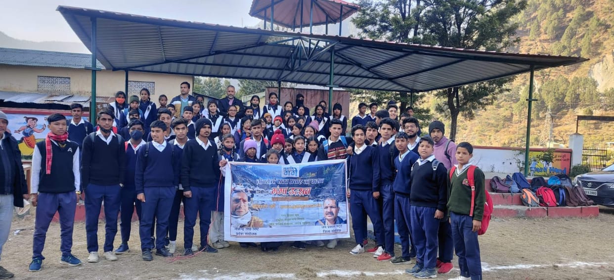 Writing material distributed to three hundred students