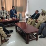 लुधियाना पहुंचे केंद्रीय कानून मंत्री किरण रिजिजू ने अधिकारियों से बात की।