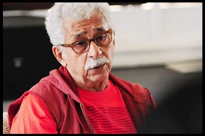 Naseeruddin Shah on changing school chapters says running Mughals down convenient for present dispensation