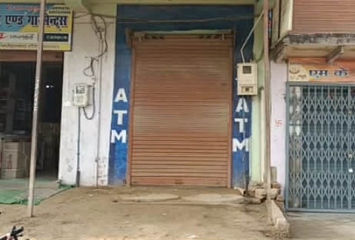 Agra Police Search Two Robbers Of Atm Loot Case
