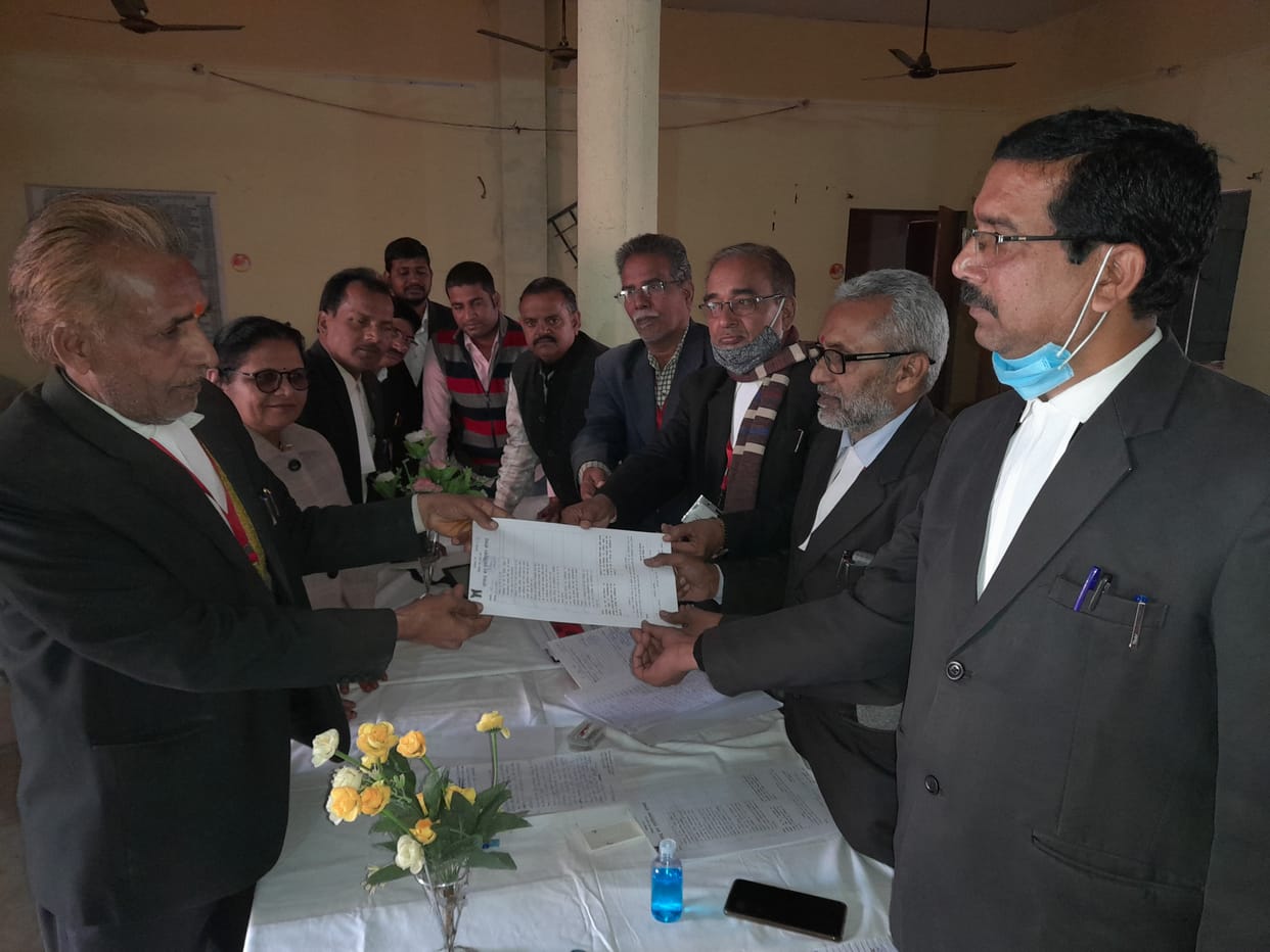 32 candidates filed nomination in the bar election
