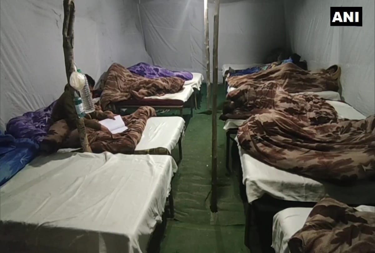 Moradabad: Night shelters built for the homeless in the bitter winter, the Deputy Commissioner of the Corporation gave instructions