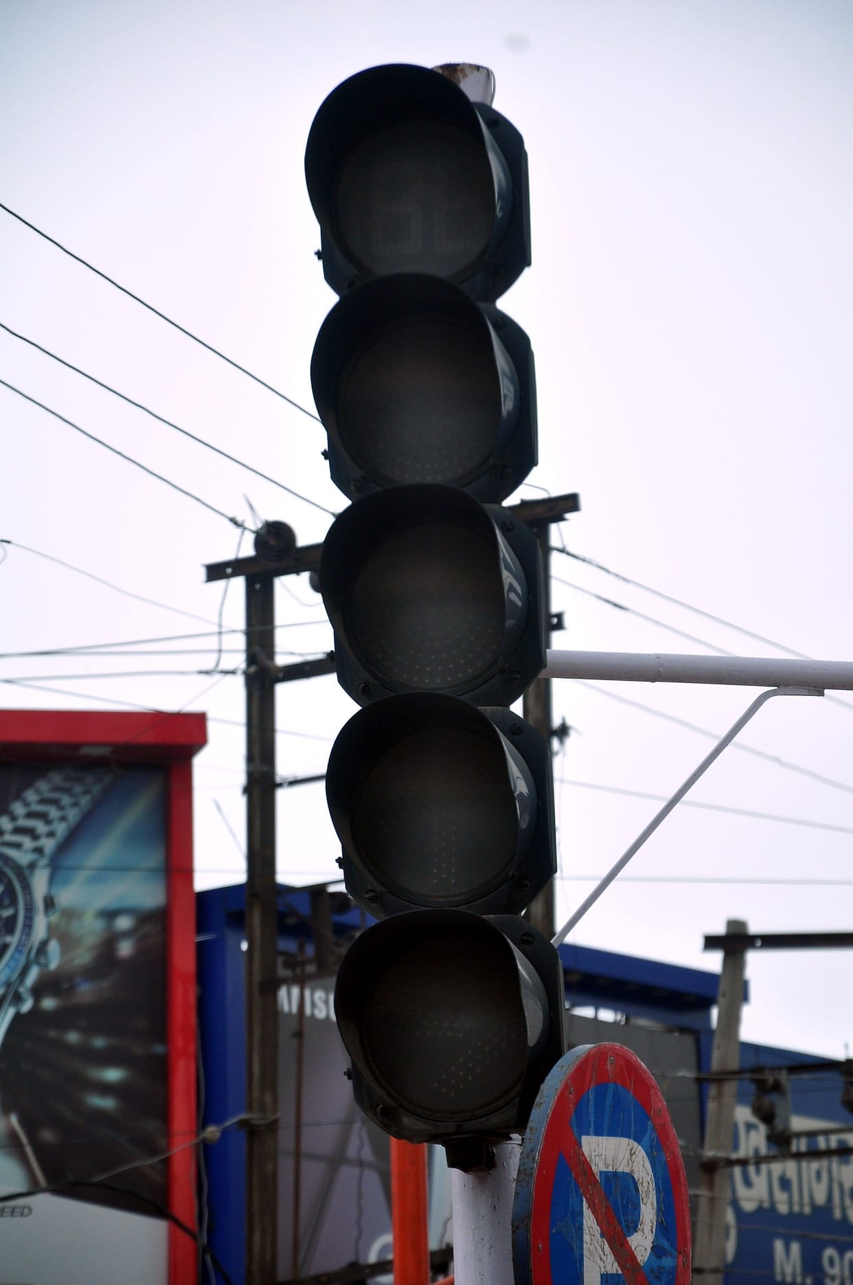 Traffic lights will be installed again on circular road to control traffic