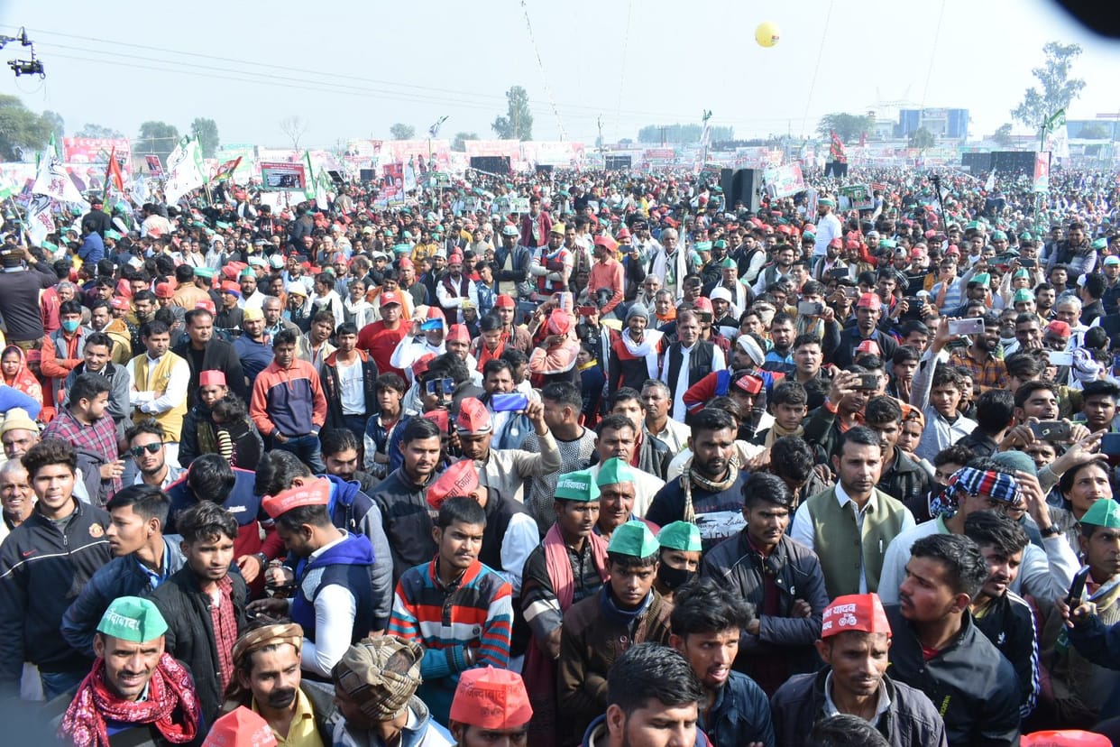 Aligarh: Akhilesh did not come, message sent through Twitter