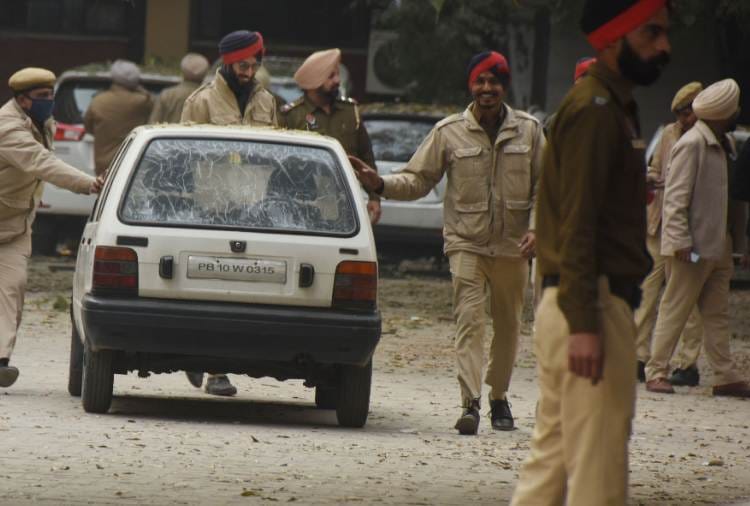 Pakistan intelligence agency plotting about Punjab