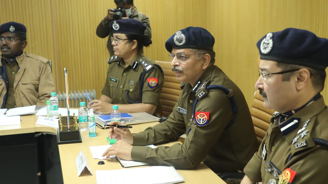 Instructions for action against those involved in election disturbances, liquor smugglers and mafia
