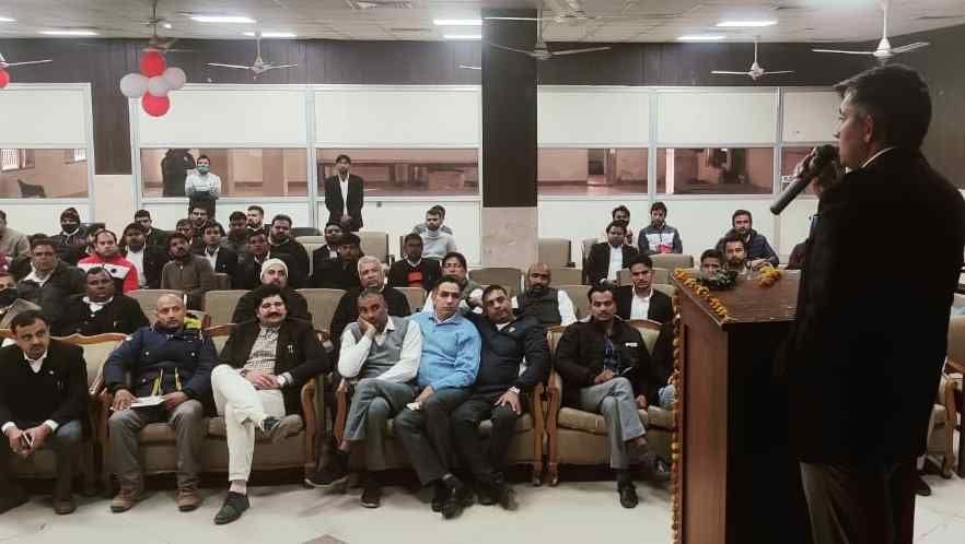 Lawyers agree on FIR against policemen