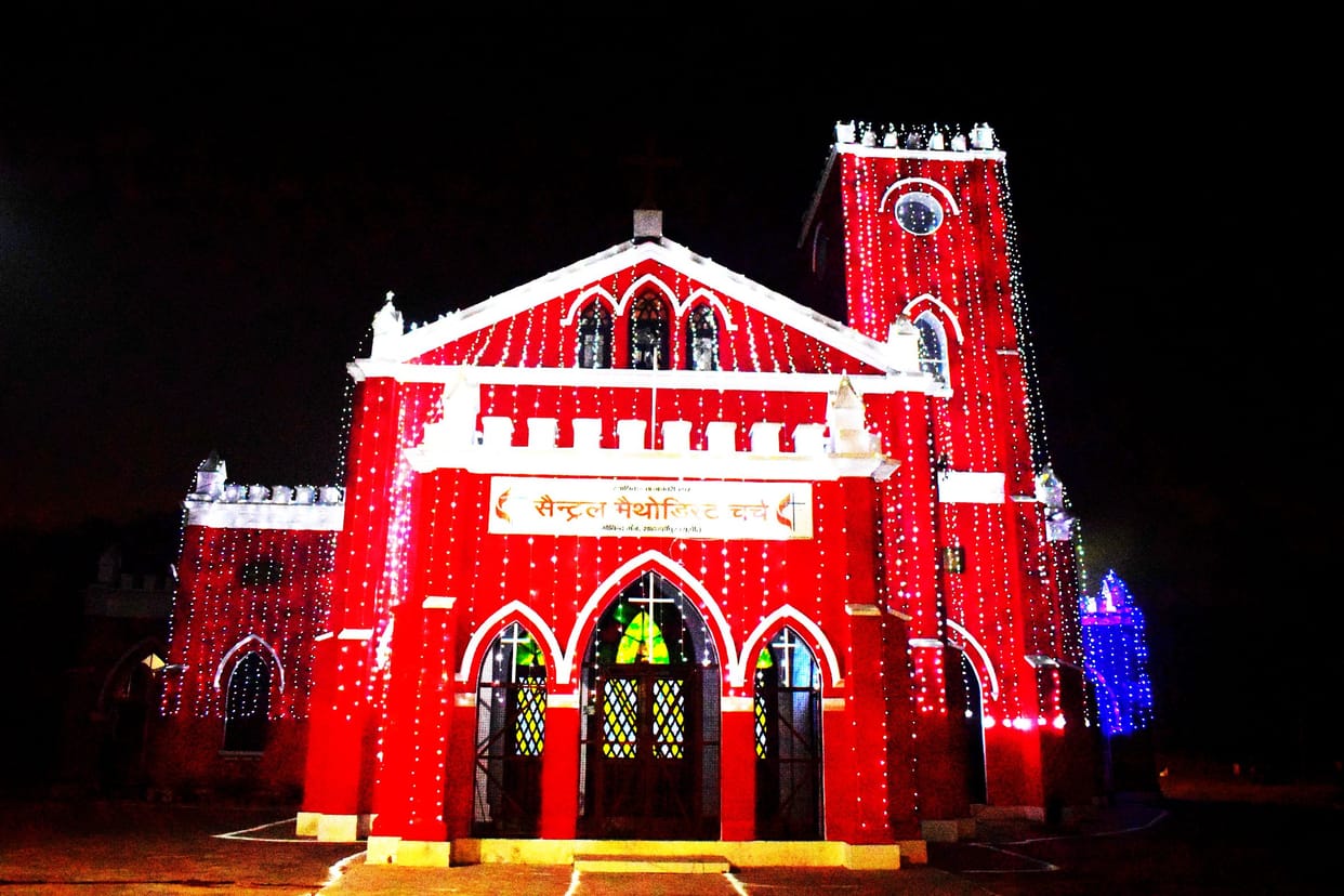 Churches will be lit on Christmas, will also light up homes