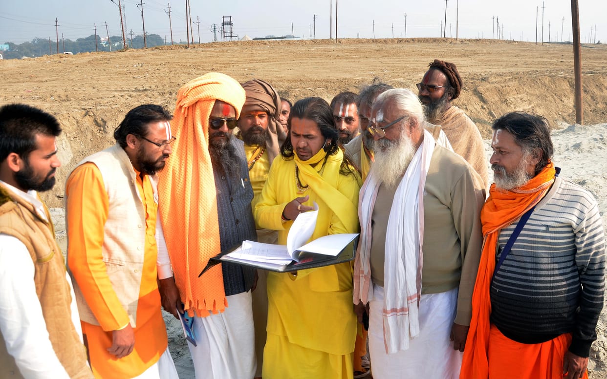 Magh Mela: Struggle among the saints of Khak Chowk for allotment of land on the sand of Sangam