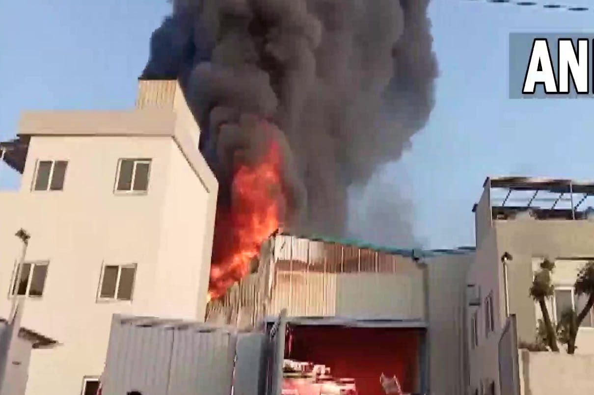 Massive fire in chemical factory in Kota more than 100 crore property destroyed