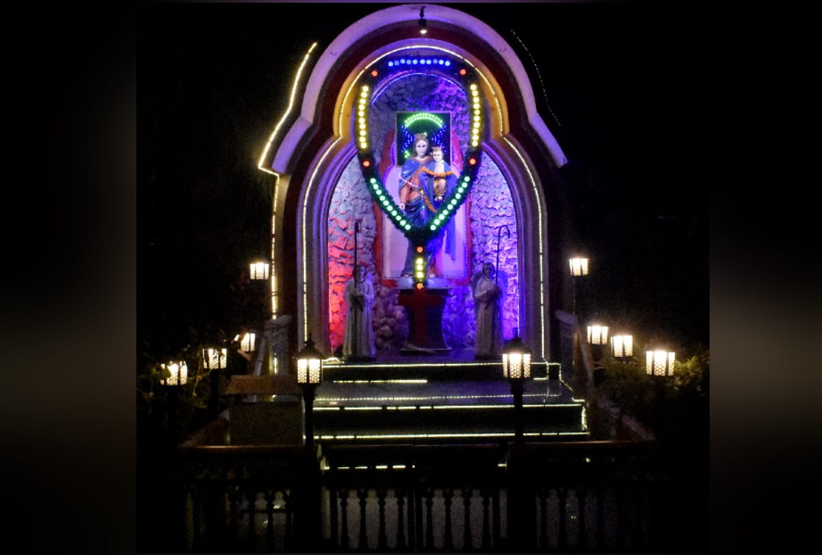 Merry Christmas 2021 celebration will start on today night