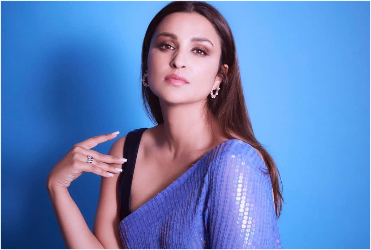 parineeti chopra wear one lakh worth manish malhotra saree
