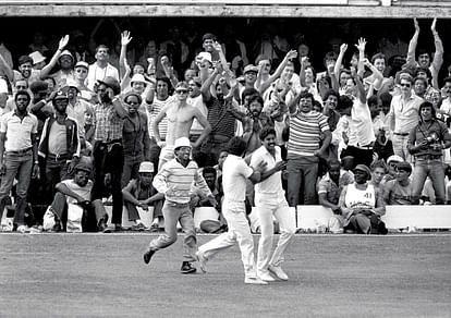 When Indian cricket team became world champion 40 years ago people welcomed in agra glass of hotel broken