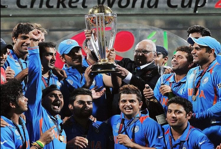 MS Dhoni inaugurates Victory memorial in Wankhede stadium where he hit six in 2011 WC Final