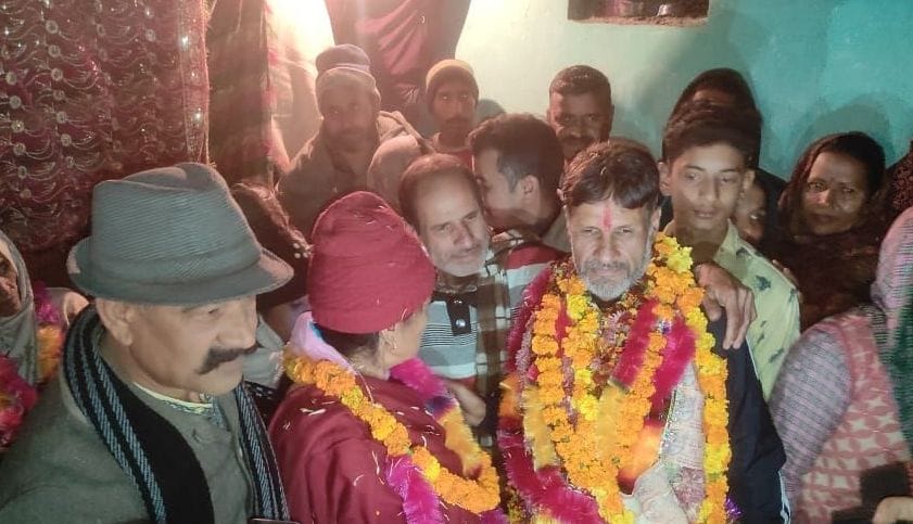 Welcome to Kuldeep who returned from Pakistan