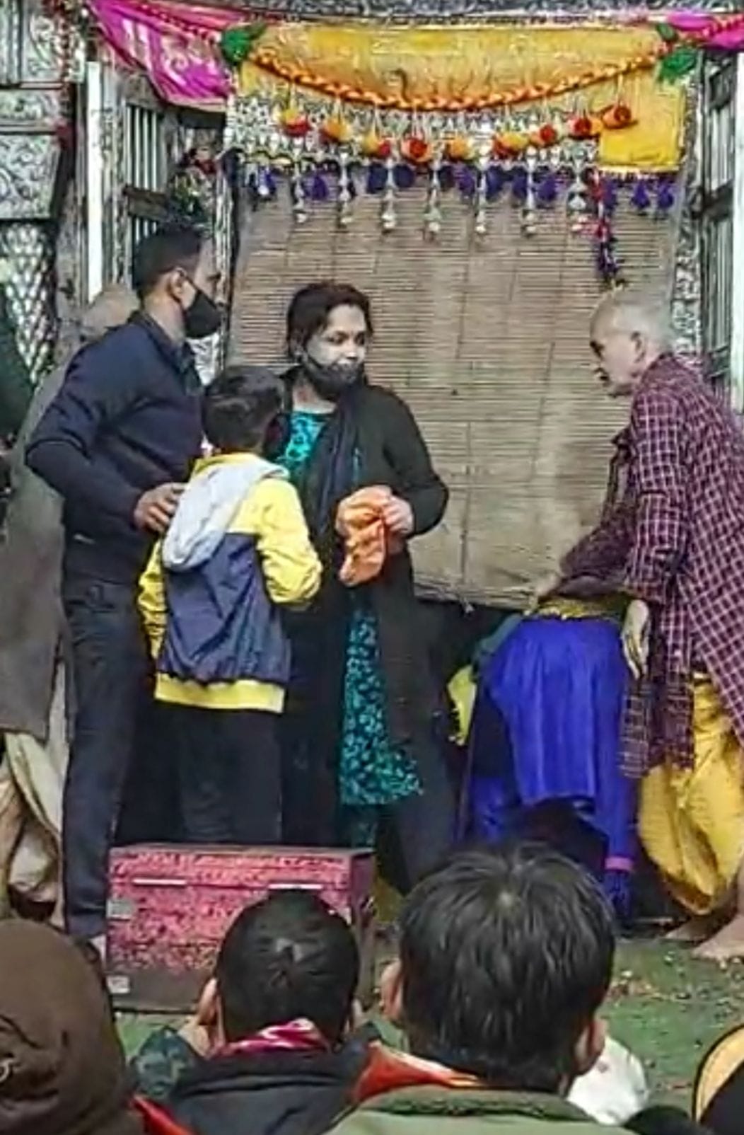 Mathura: Sevayat Goswami breaks tradition in Thakur Banke Bihari temple