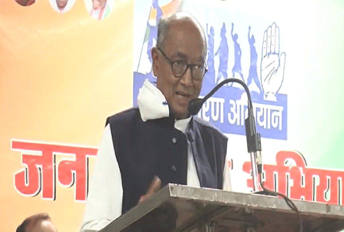 Madhya Pradesh: Savarkar himself has written in his book that there is nothing wrong in eating beef: Digvijaya Singh