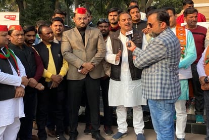 UP Assembly Election 2022 Jhansi Live Debates and Discussions Coverage News Updates in Hindi