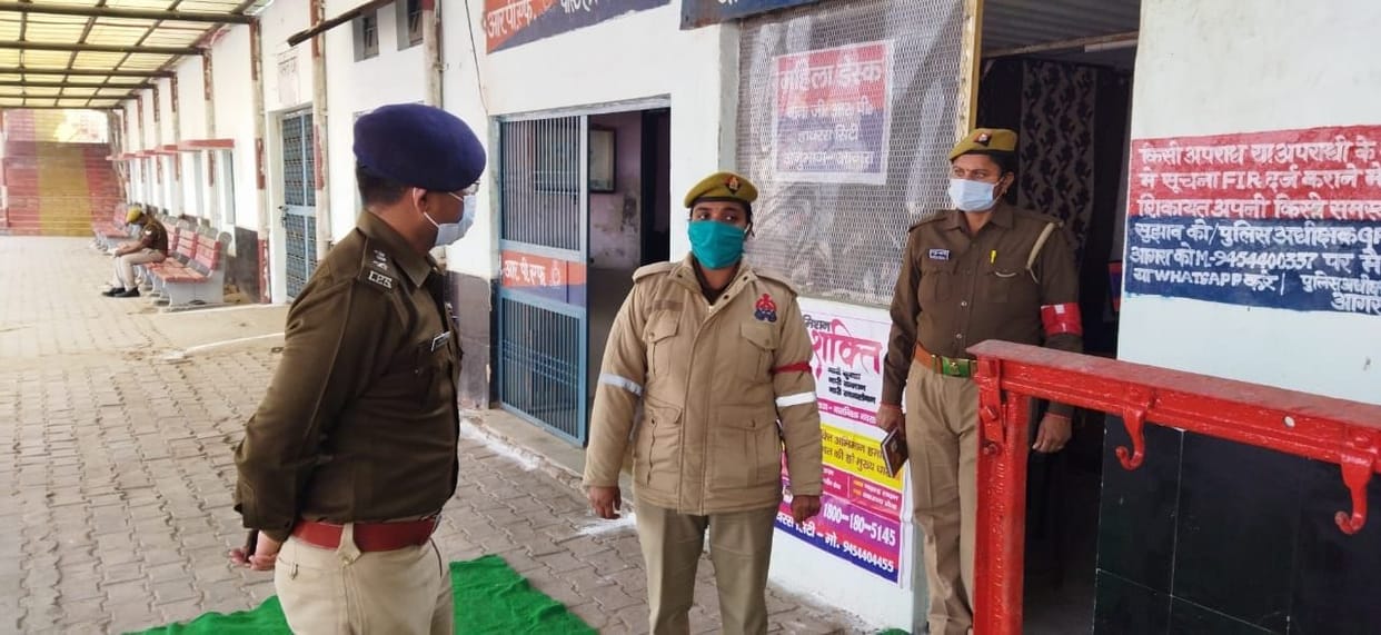Hathras: SP Railway inspected the police station, saw maintenance