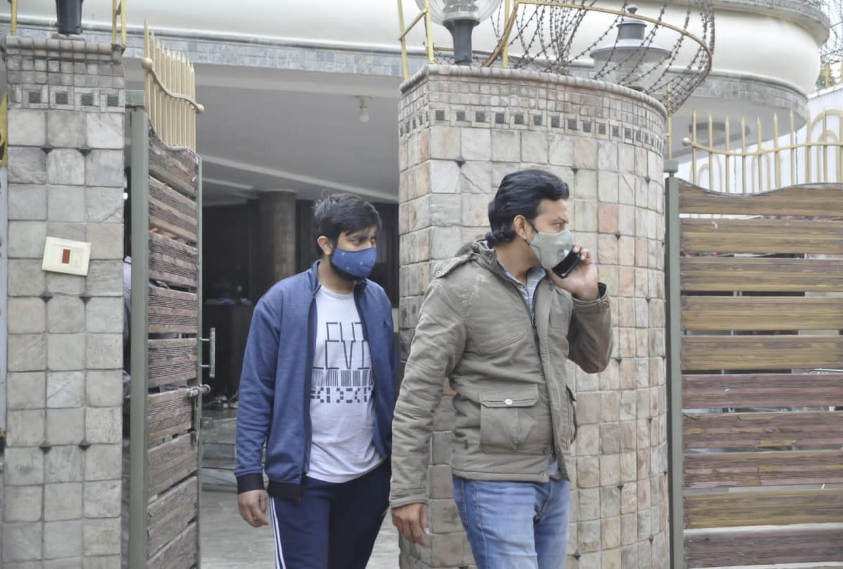 kanpur income tax raids perfume businessman piyush jain kanpur raid on premises of perfume trader Piyush Jain