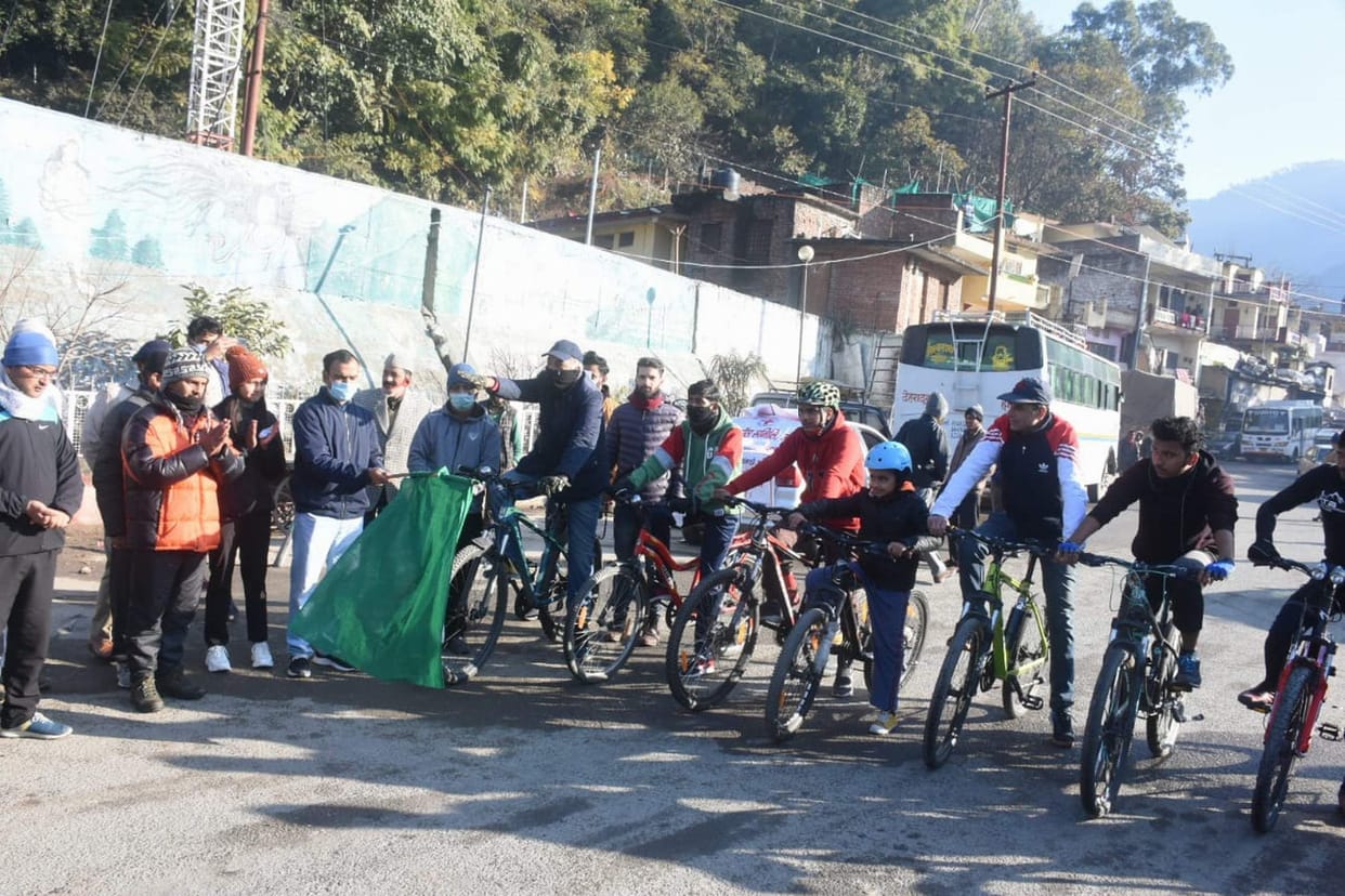 Rohit wins in cycle rally