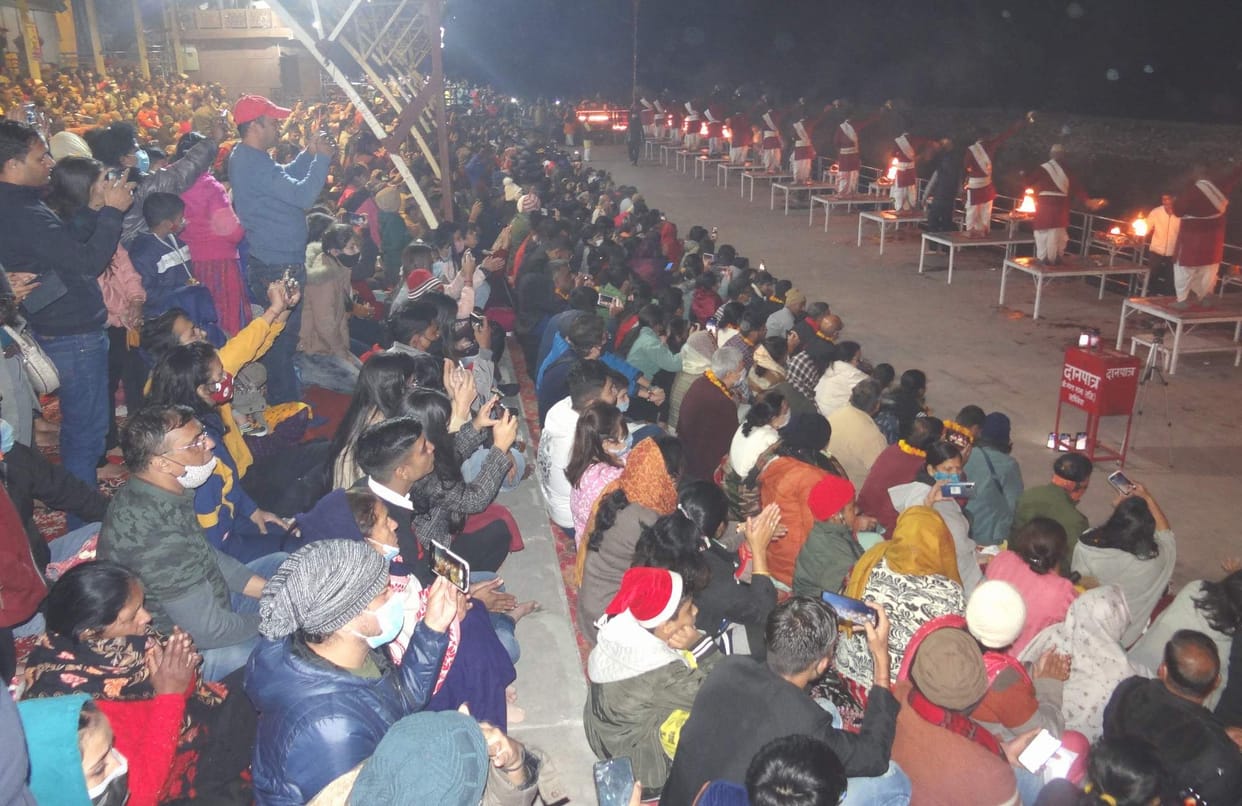 tourist rush in weekend: Tourists gathered to celebrate the new year