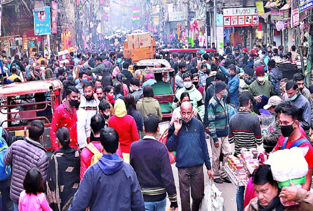 Sarojini Nagar Market: Odd-even implimented but crowd crushed rules