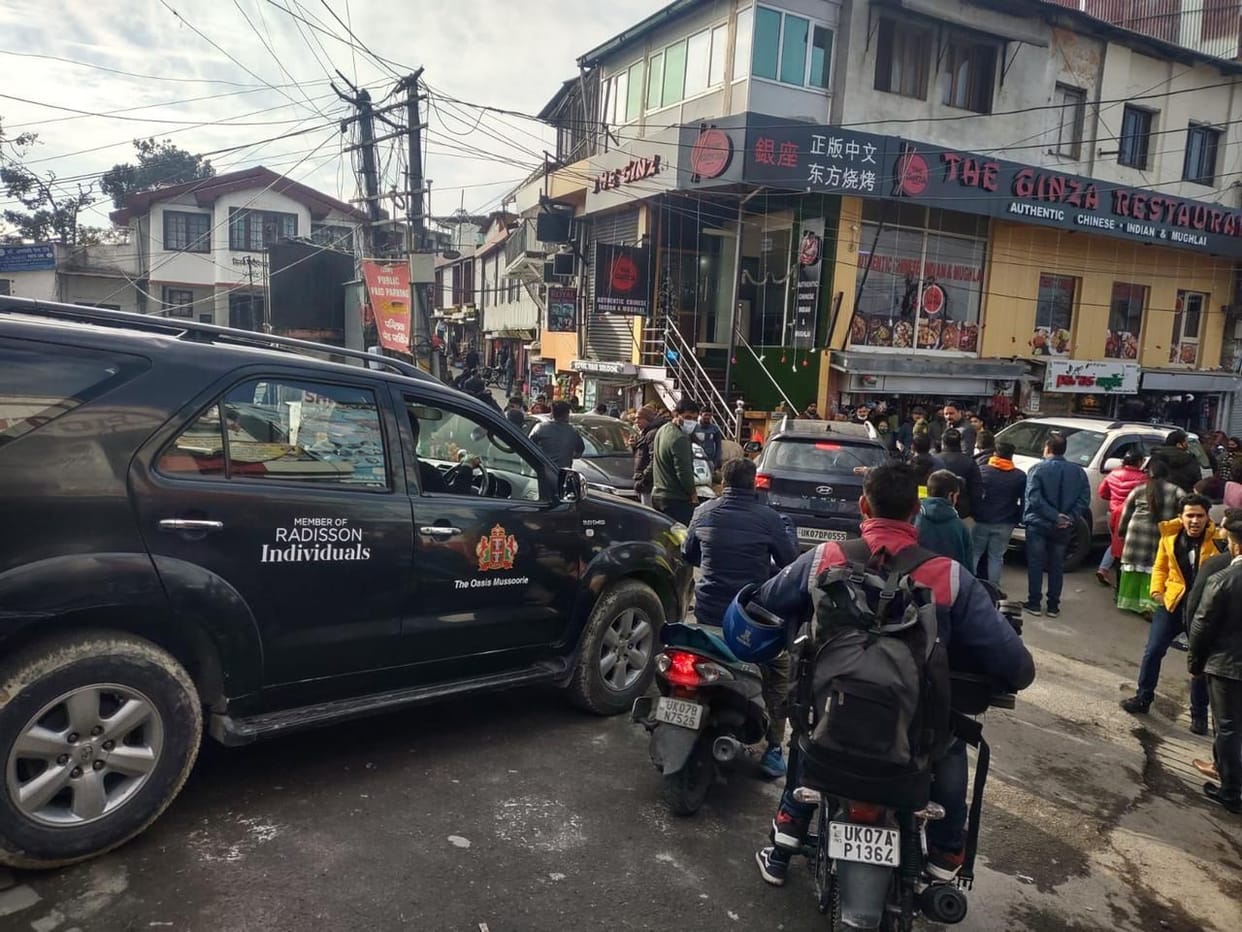 Dwarf preparations remained in front of the crowd of vehicles, only jam in the morning and evening
