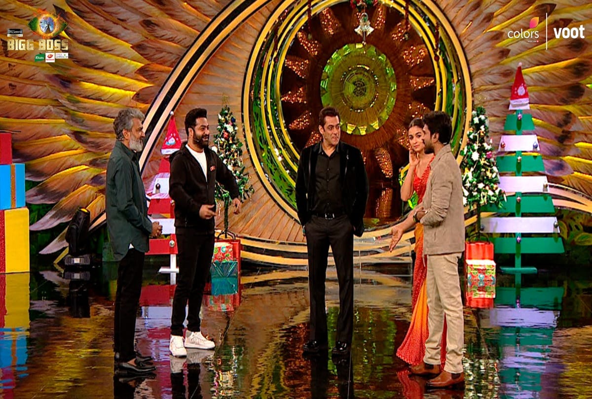 Bigg Boss 15: NTR and Ramcharan taught dance to Salman Khan the actor taught the steps while crying