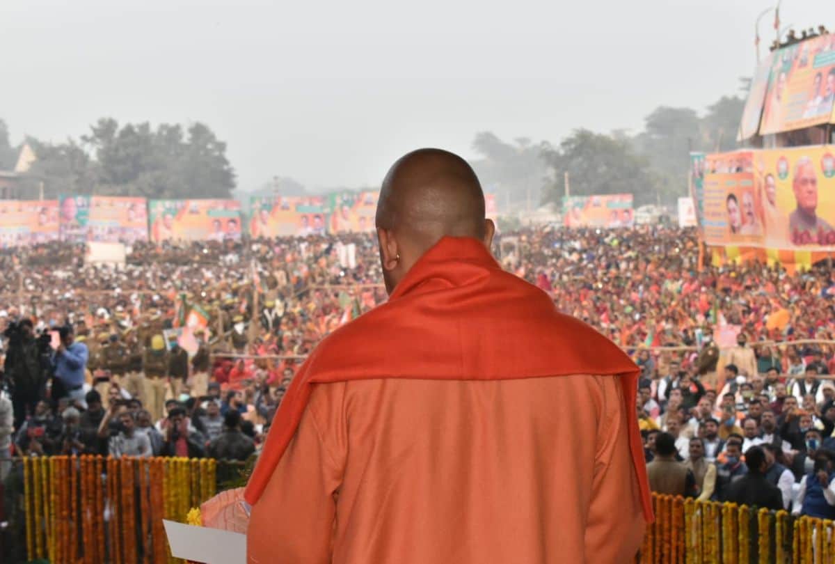 Chief Minister Yogi Adityanath addresses public meeting in Bateshwar Agra