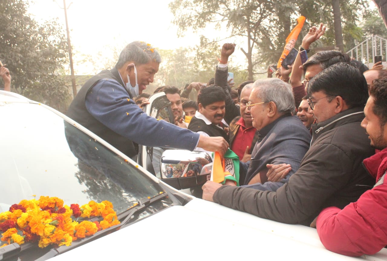 uttarakhand election 2022: Harish Rawat grand welcome in uttarakhand, see photos