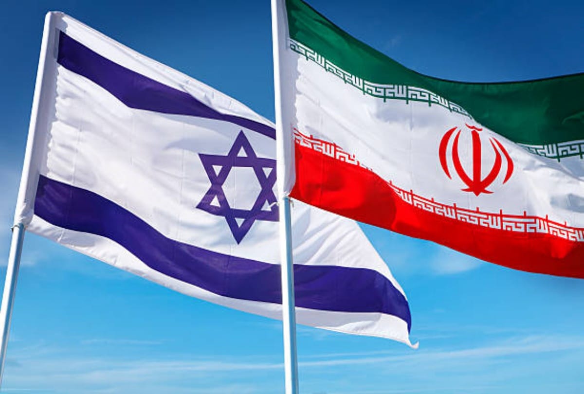 Iran launched missile reaching US bases and Israel