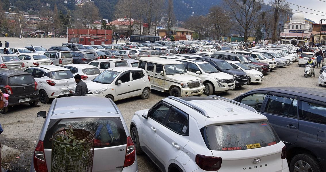 Parking in Nainital
