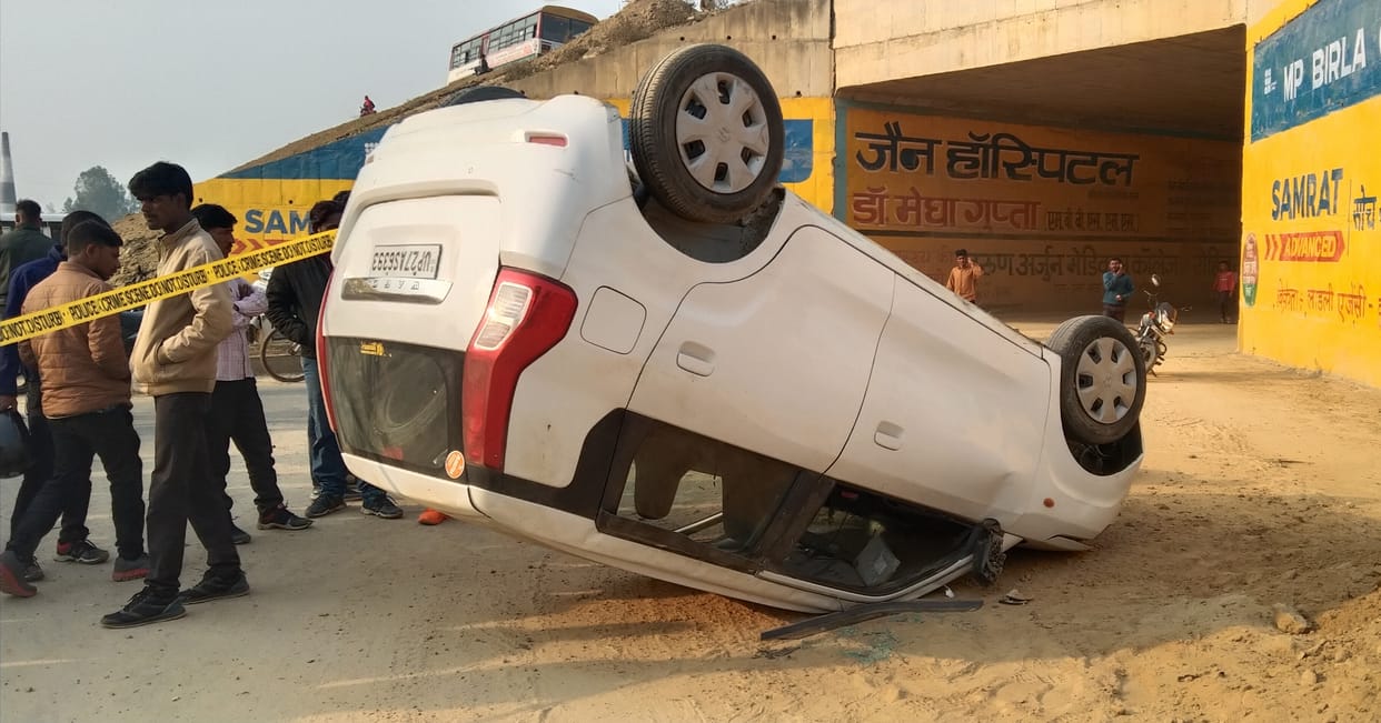 Old man dies in uncontrolled car collision