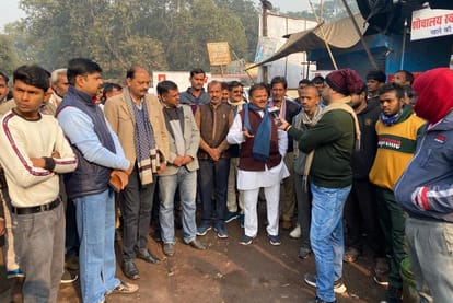 UP Assembly Election 2022 Hamirpur Chai Par Chunavi Charcha Coverage News Updates In Hindi