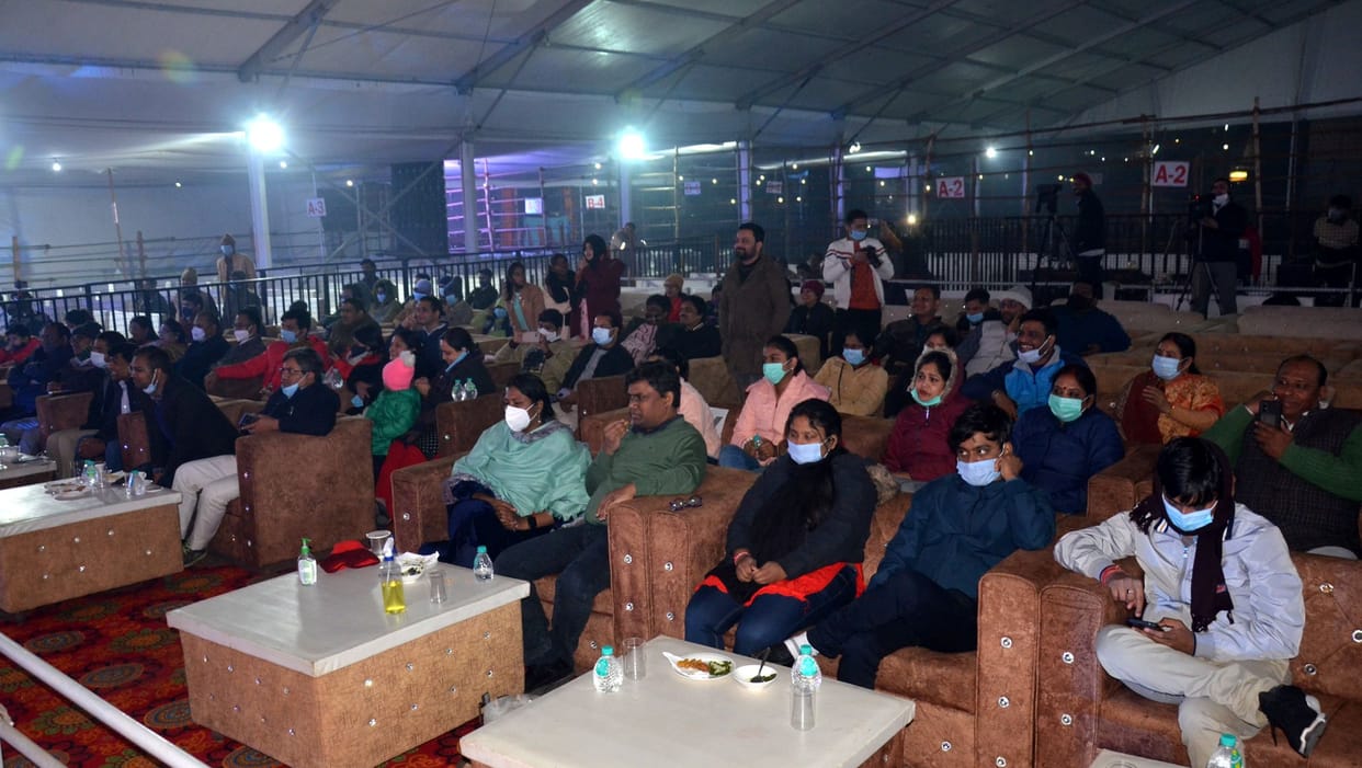 Aligarh: Goods will not be available without mask, will be deducted