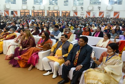 Prayagraj: Subhash Chandra Bose became a victim of Congress's devious politics - Yogi Adityanath