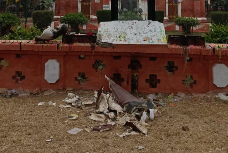 The statue of Jesus Christ in the church in Ambala was vandalized