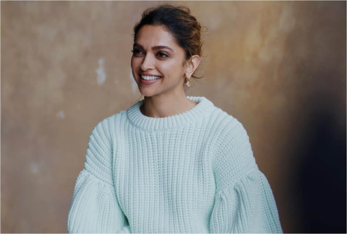 fashion tips women winter sweater name and design trends in bollywood