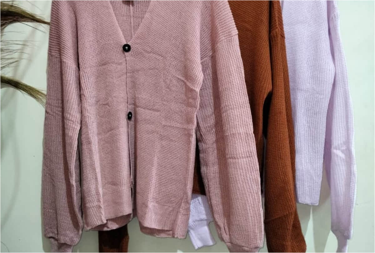 fashion tips women winter sweater name and design trends in bollywood