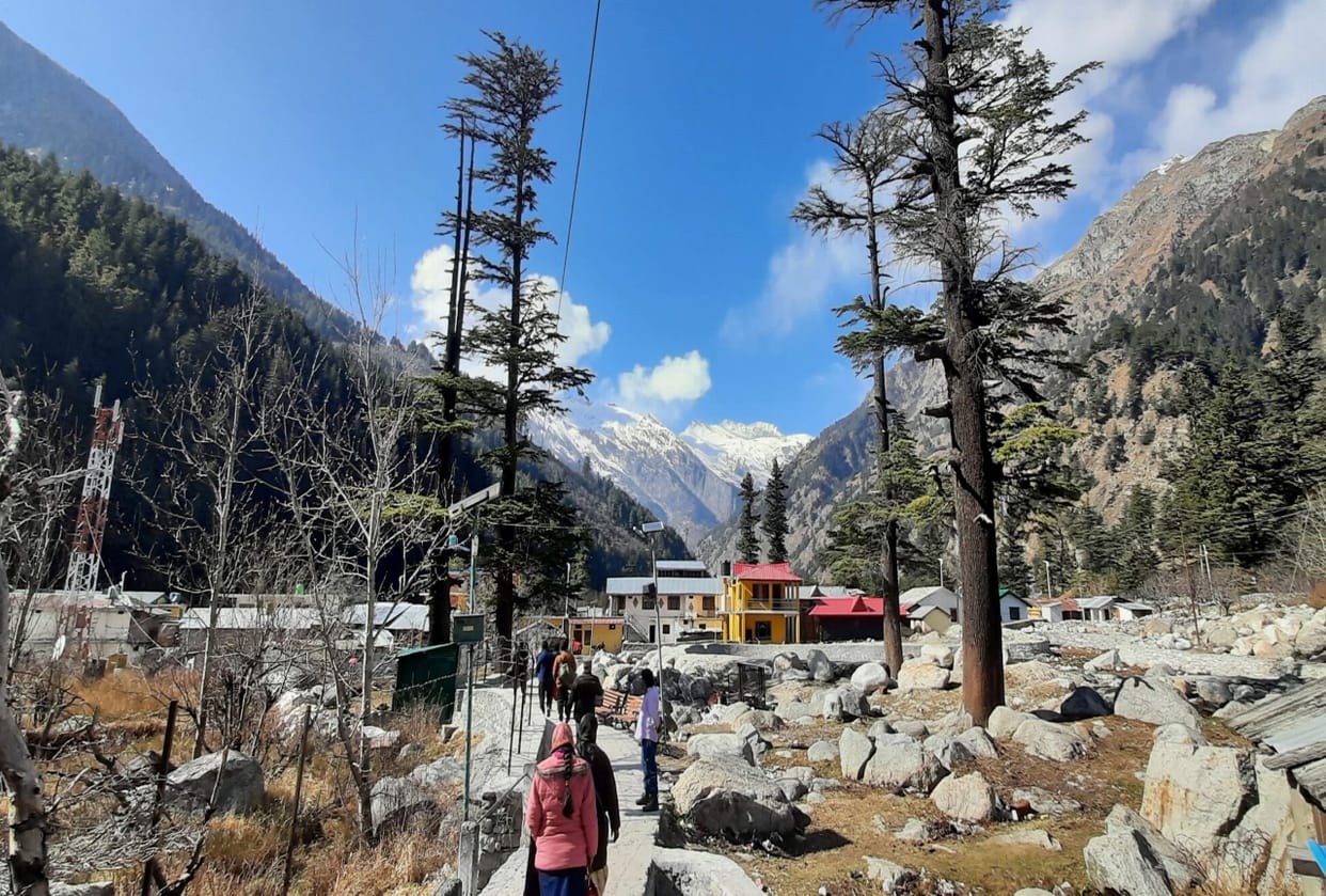 tourist rush in weekend: tourist rush in uttarakhand hill station, see photos