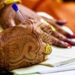 शादी के बाद लड़कियों को कौन-कौन से दस्तावेज बदलने पड़ते हैं
