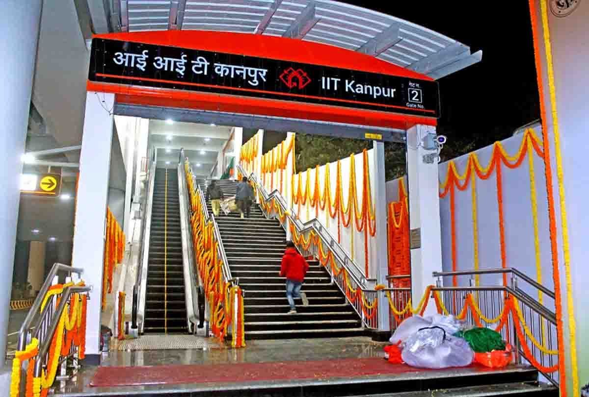 Kanpur: Metro station decorated with saffron and tricolor